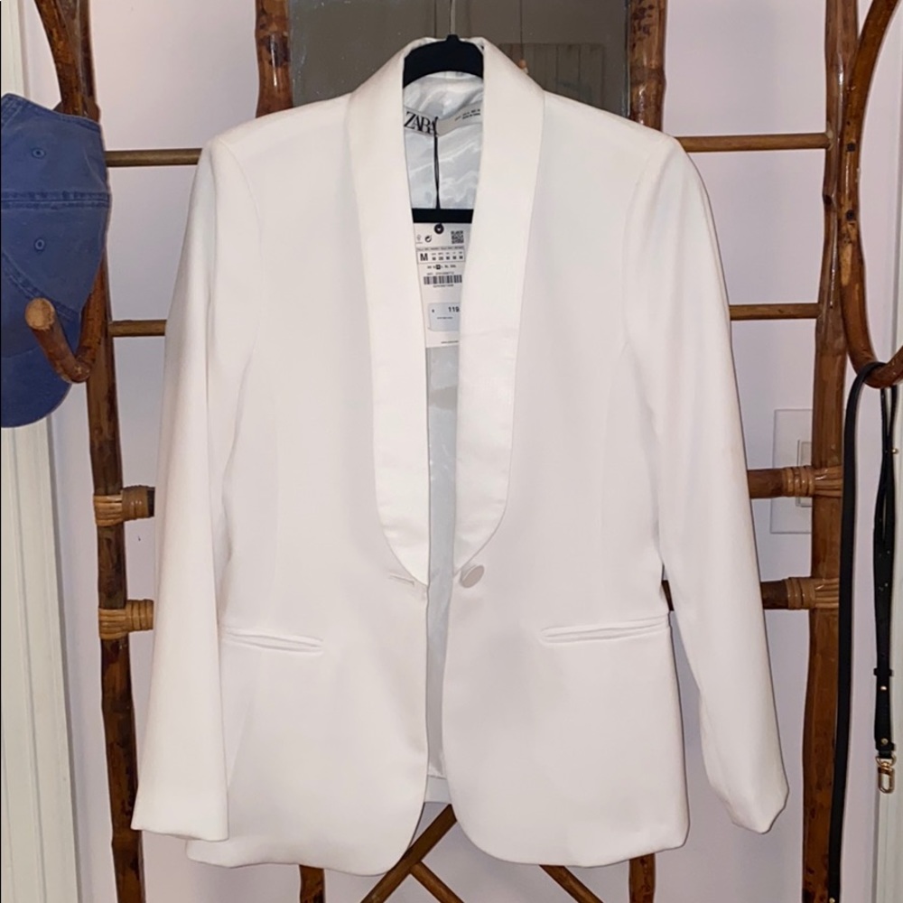 Zara NWT white single button blazer